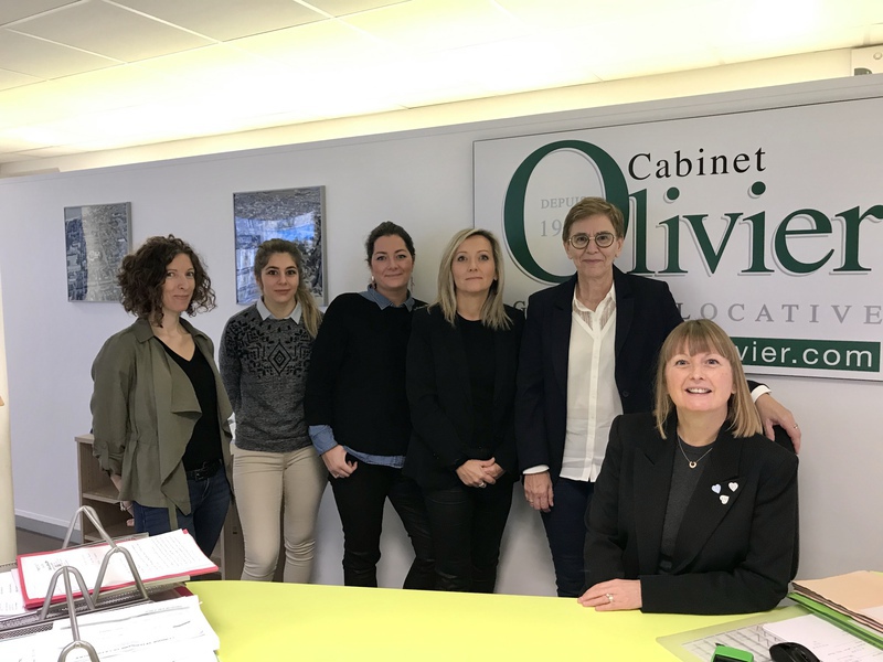 Notre equipe - Emilie, Béatrice, Pauline, Pascale, Murielle et Nathalie